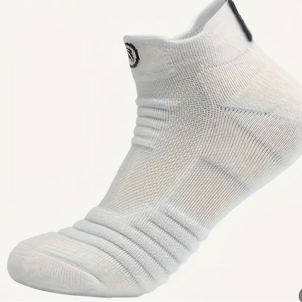 3 Pairs Of Men's Mid Crew Sport Socks, Nylon Blend Comfy Breathable Socks WHITE